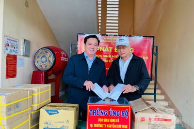 ỦNG HỘ HỌC SINH NAM TRUNG BỘ BỊ ẢNH HƯỞNG DO LŨ LỤT GÂY RA